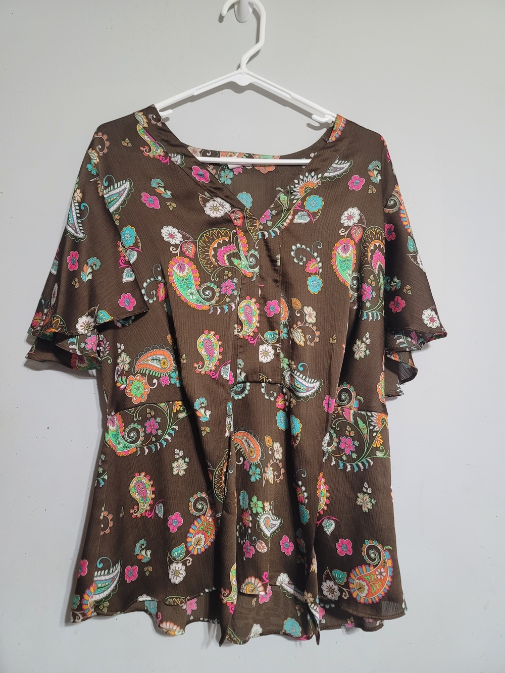 Cato Brown Paisley Flutter-Sleeve Tunic with Pink‎ & Teal Accents Sz Large